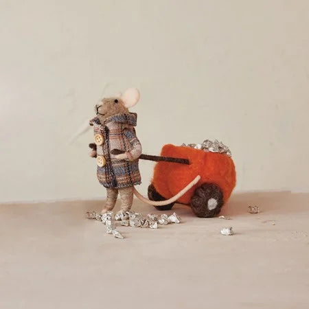 Mouse w/ Pumpkin