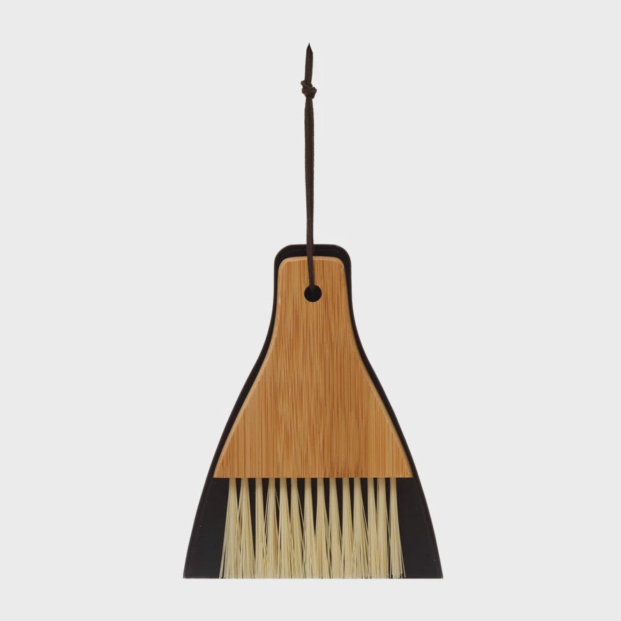 Broom and Standing Dust Pan Set