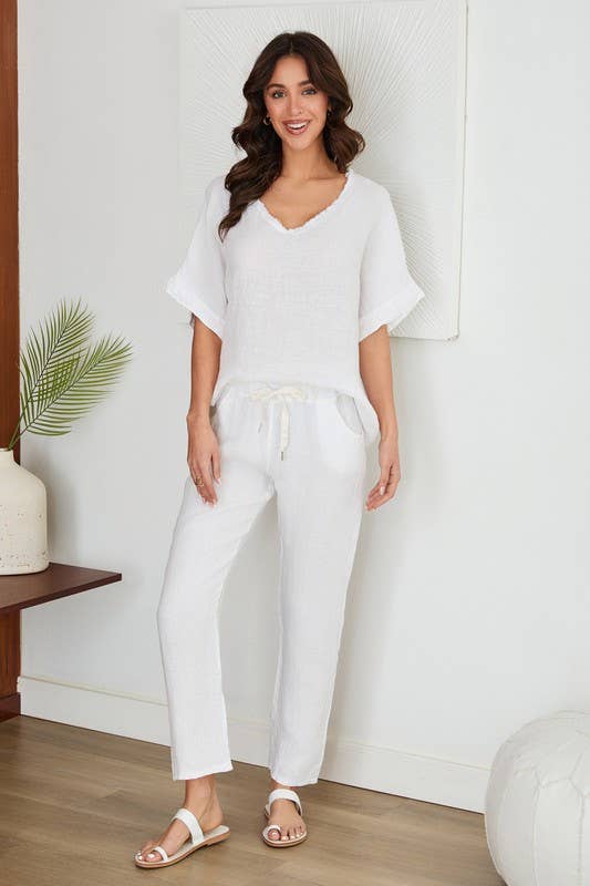 V- NECK SHORT SLEEVE LINEN TOP WITH RAW EDGE HEM