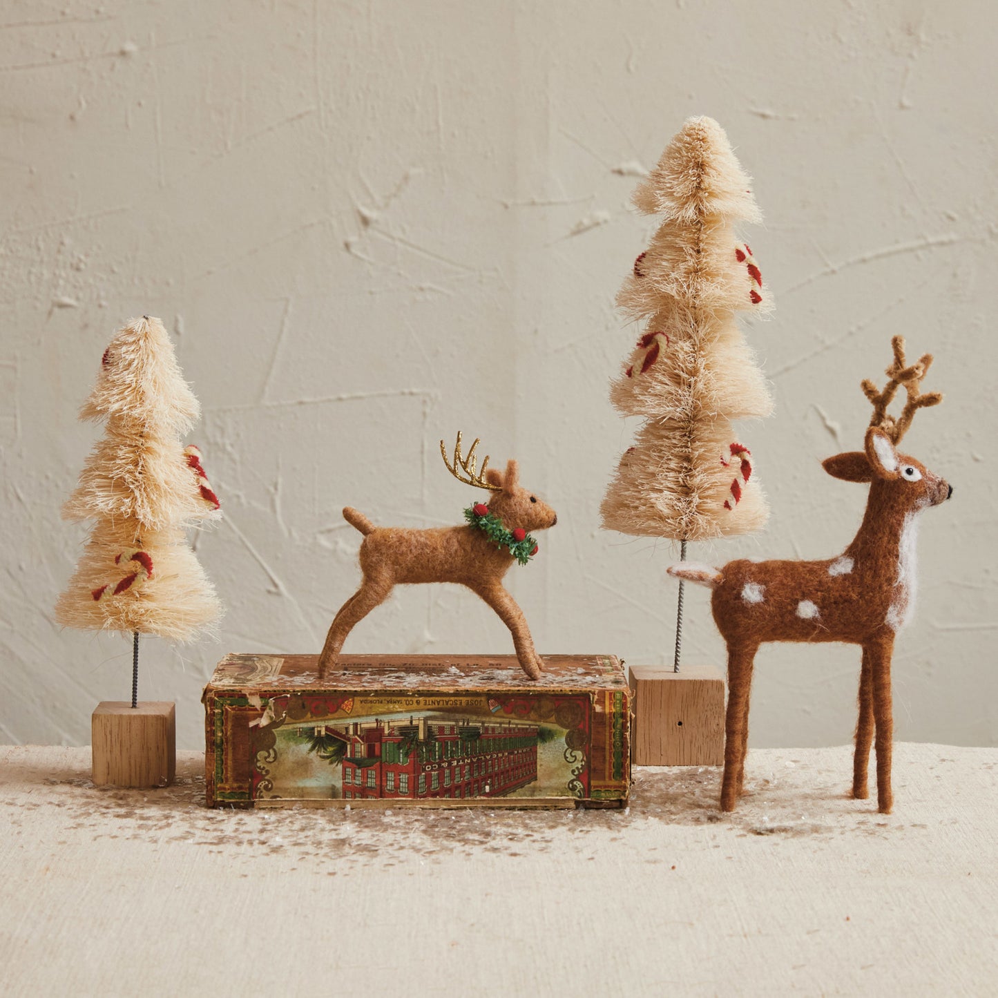 Deer w/ Wreath