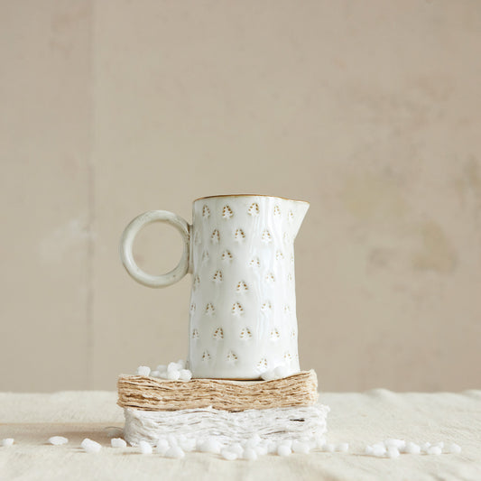 Pitcher