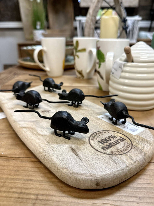 Mini Mice, Running Black