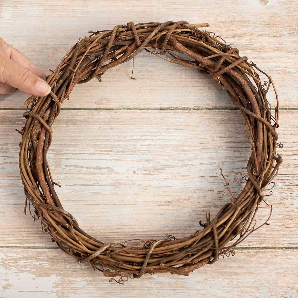 10" Grapevine Wreath
