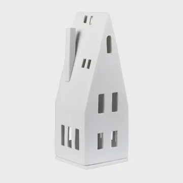 Village House - Pointed Roof - 7.9"