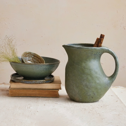 2-1/2 Quart Stoneware Pitcher