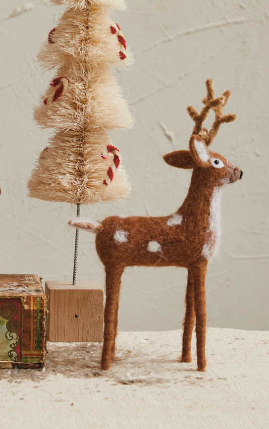Felt Standing Deer
