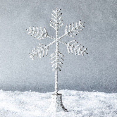Beaded Tabletop Snowflake, Medium