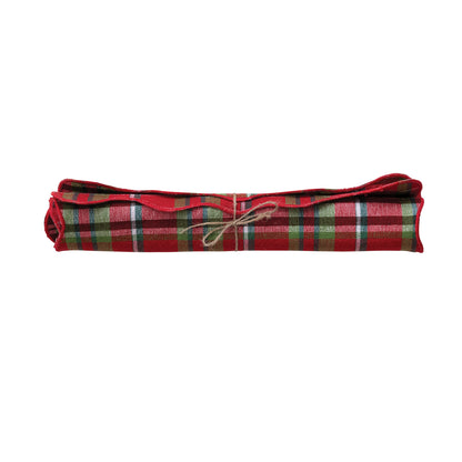 Scalloped Table Runner