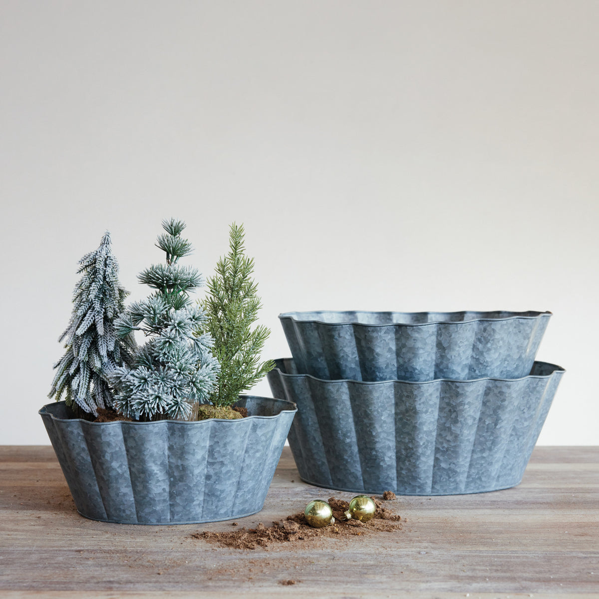 Oval Scalloped Planters