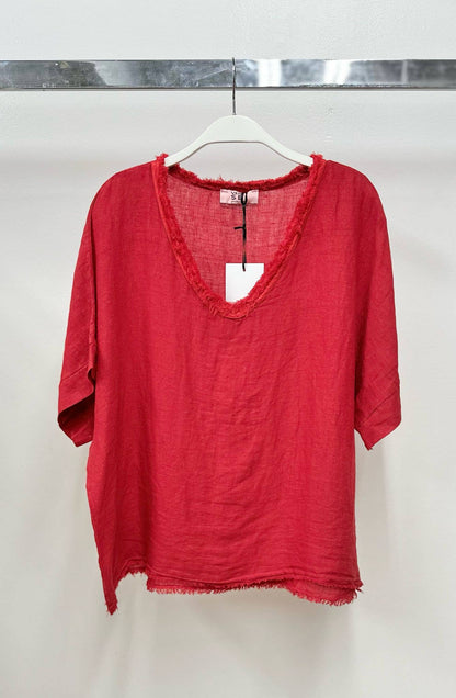 V- NECK SHORT SLEEVE LINEN TOP WITH RAW EDGE HEM