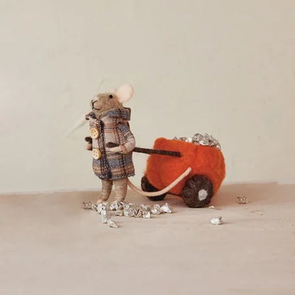 Mouse w/ Pumpkin