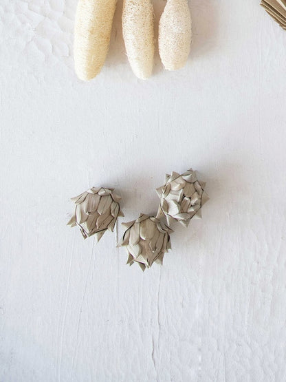 Palm Leaf Artichoke