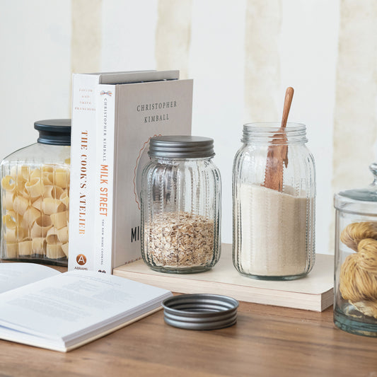 Tea Jar w Metal Lid