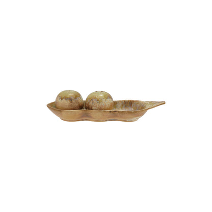 Stoneware Peas in a Pod Shaped Salt & Pepper Shakers, Green, Set of 3 (Each One Will Vary)
