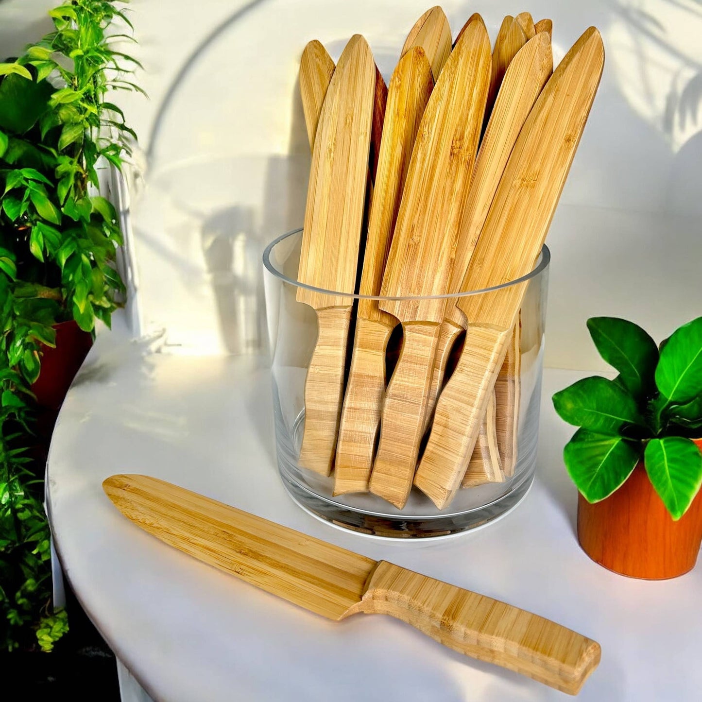 Bamboo Pastry & Cake Knife | Easter